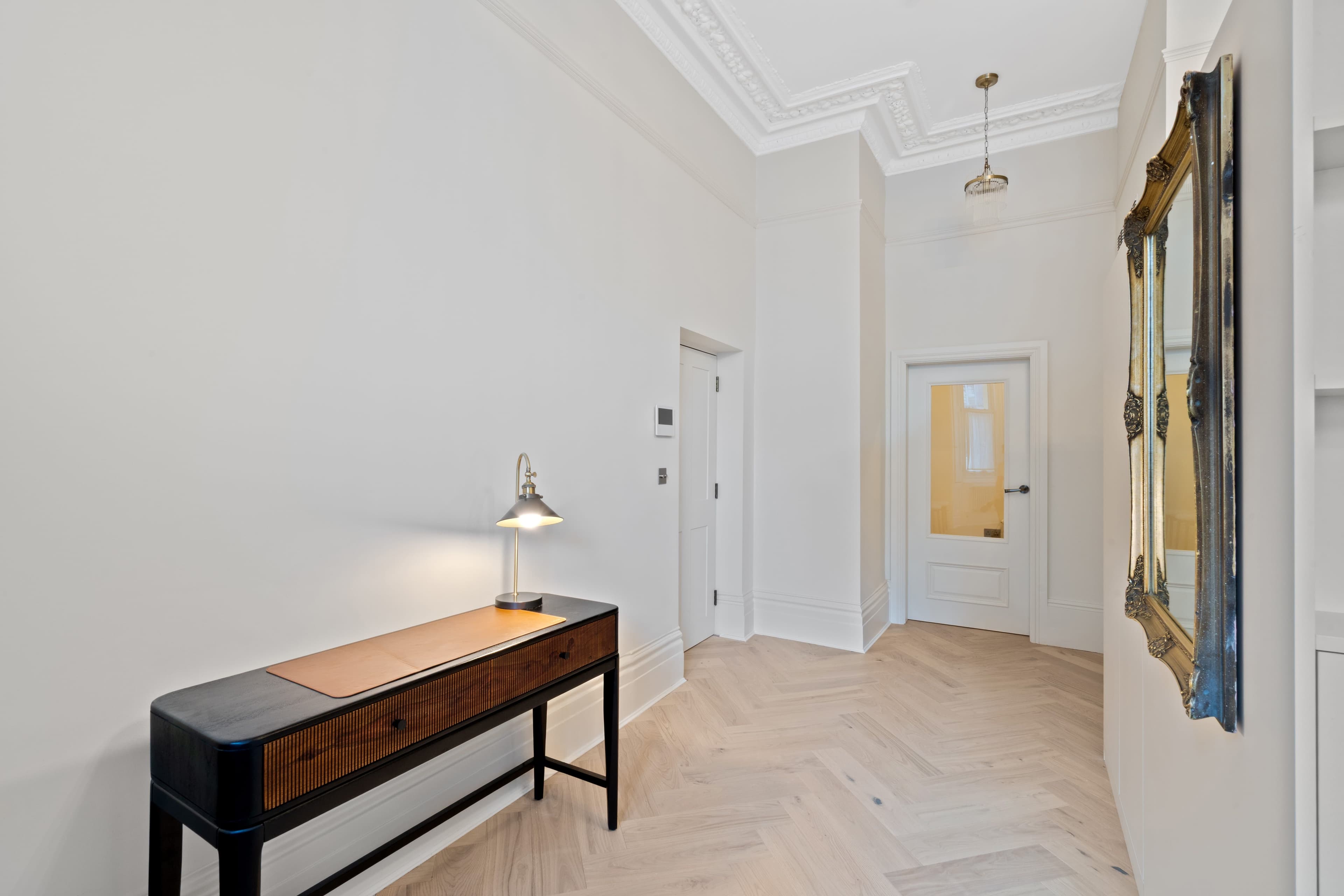 entrance flat 4